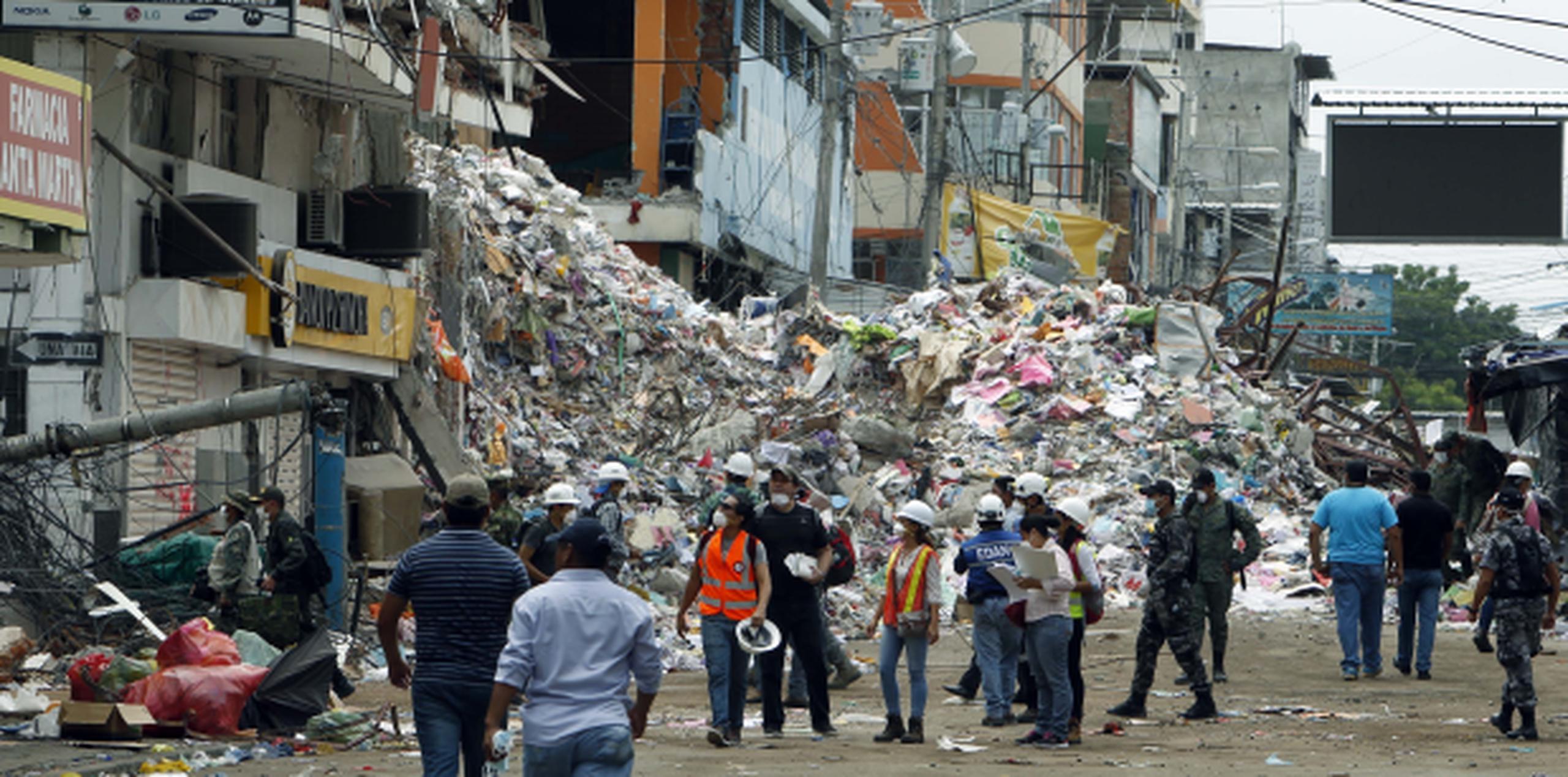 La reconstrucción de las zonas afectadas por el terremoto costará 3,344 millones de dólares. (Archivo)