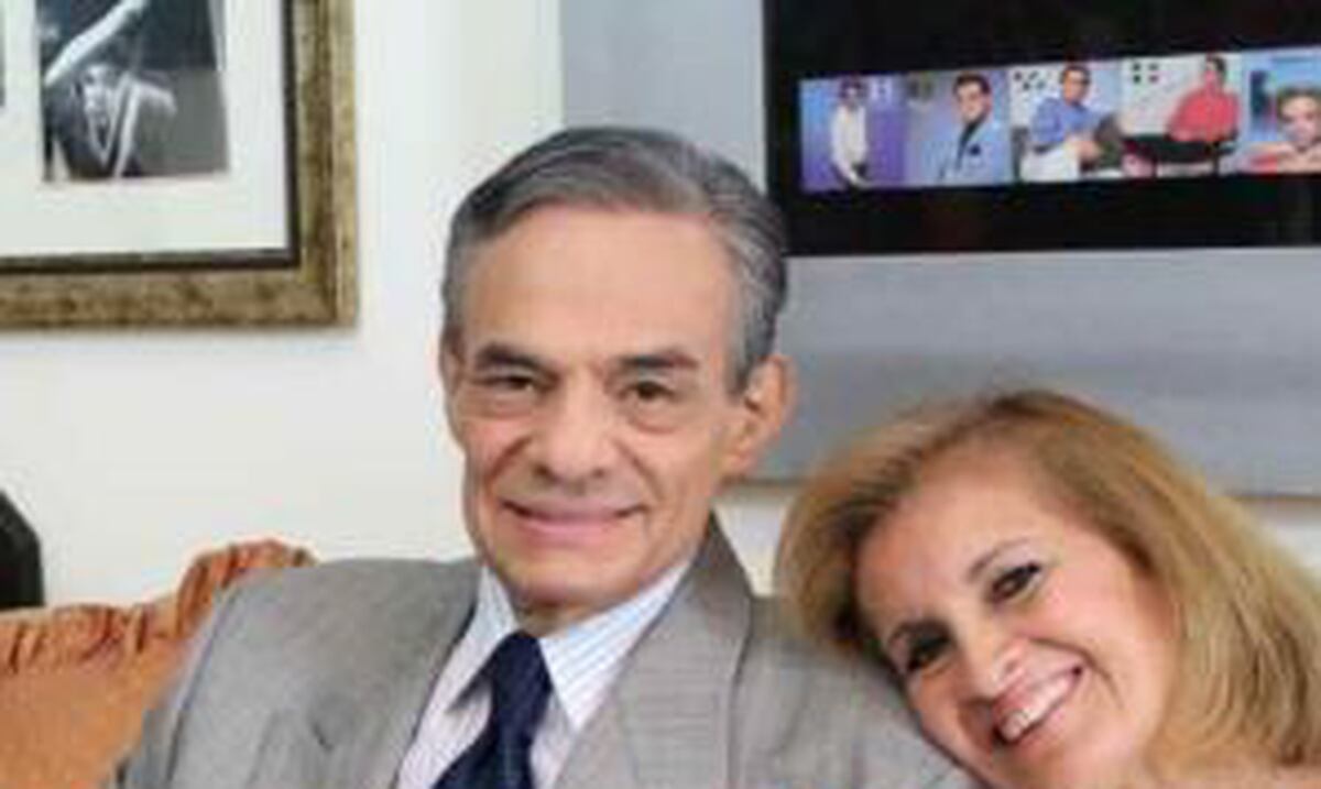 Esposa de José José exige respeto para su familia Primera Hora