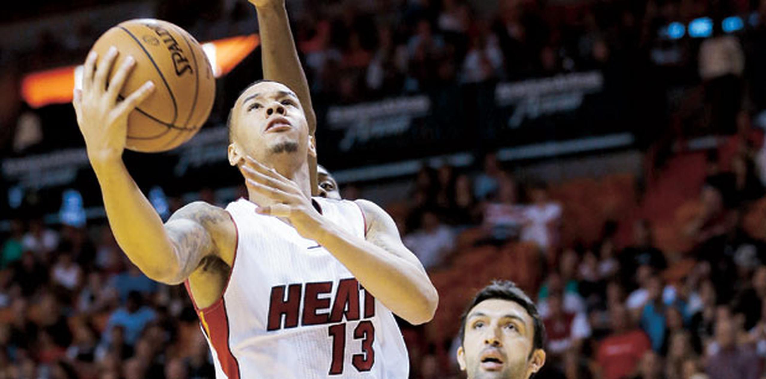 En su única temporada con el Heat, Napier promedió 19.8 minutos, 5.1 puntos, 2.2 rebotes t 2.5 asistencias por partido. (Archivo)