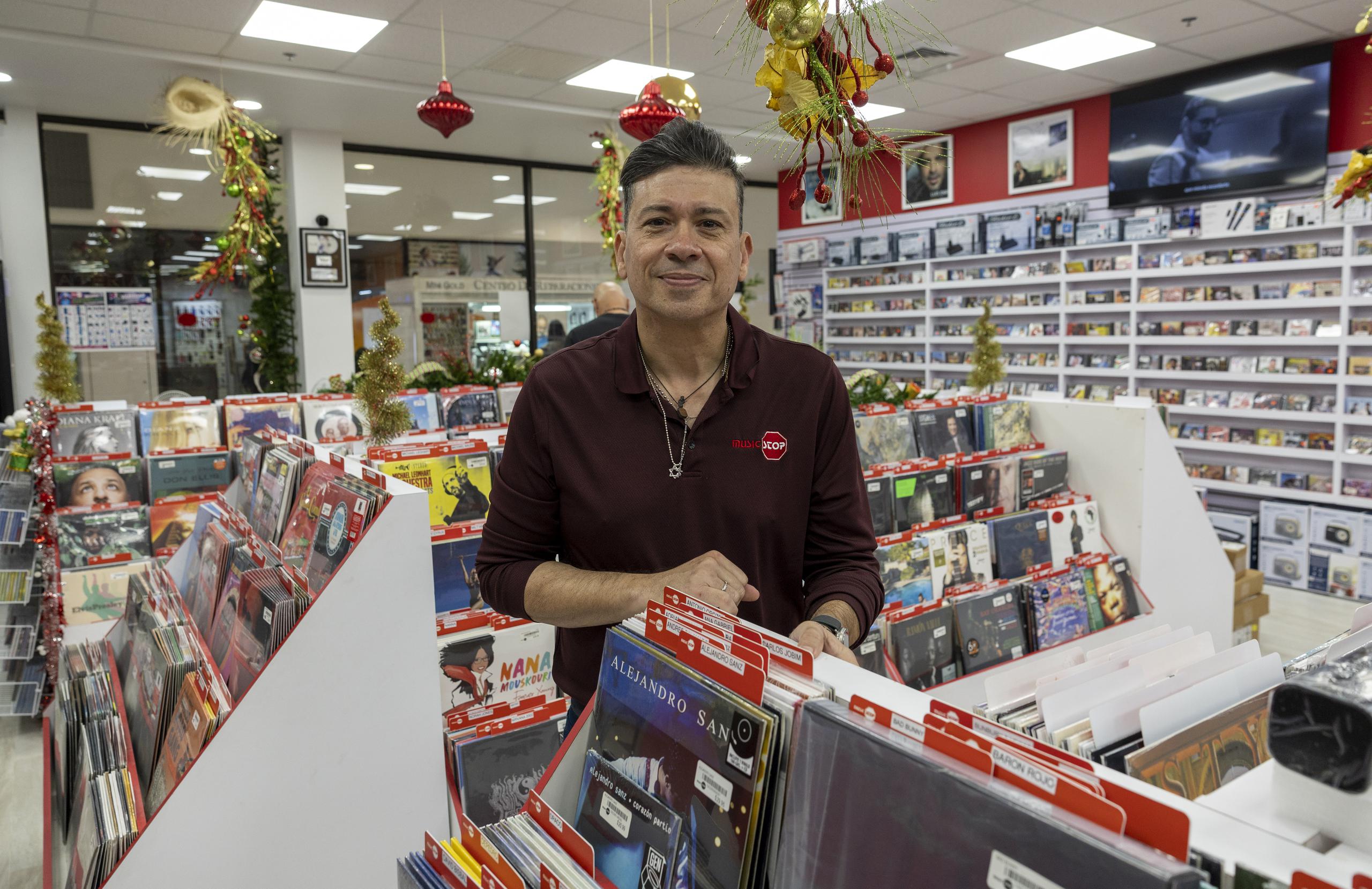 Richard Soto, who took the reins of Music Stop in 2005, continues to offer records and electronics to the public in Puerto Rico and the United States.
