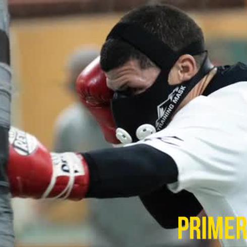 Rocky Martínez se prepara para su combate ante Miguel Berchelt