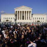 Cámara de Estados Unidos presenta medida para restablecer acceso al aborto