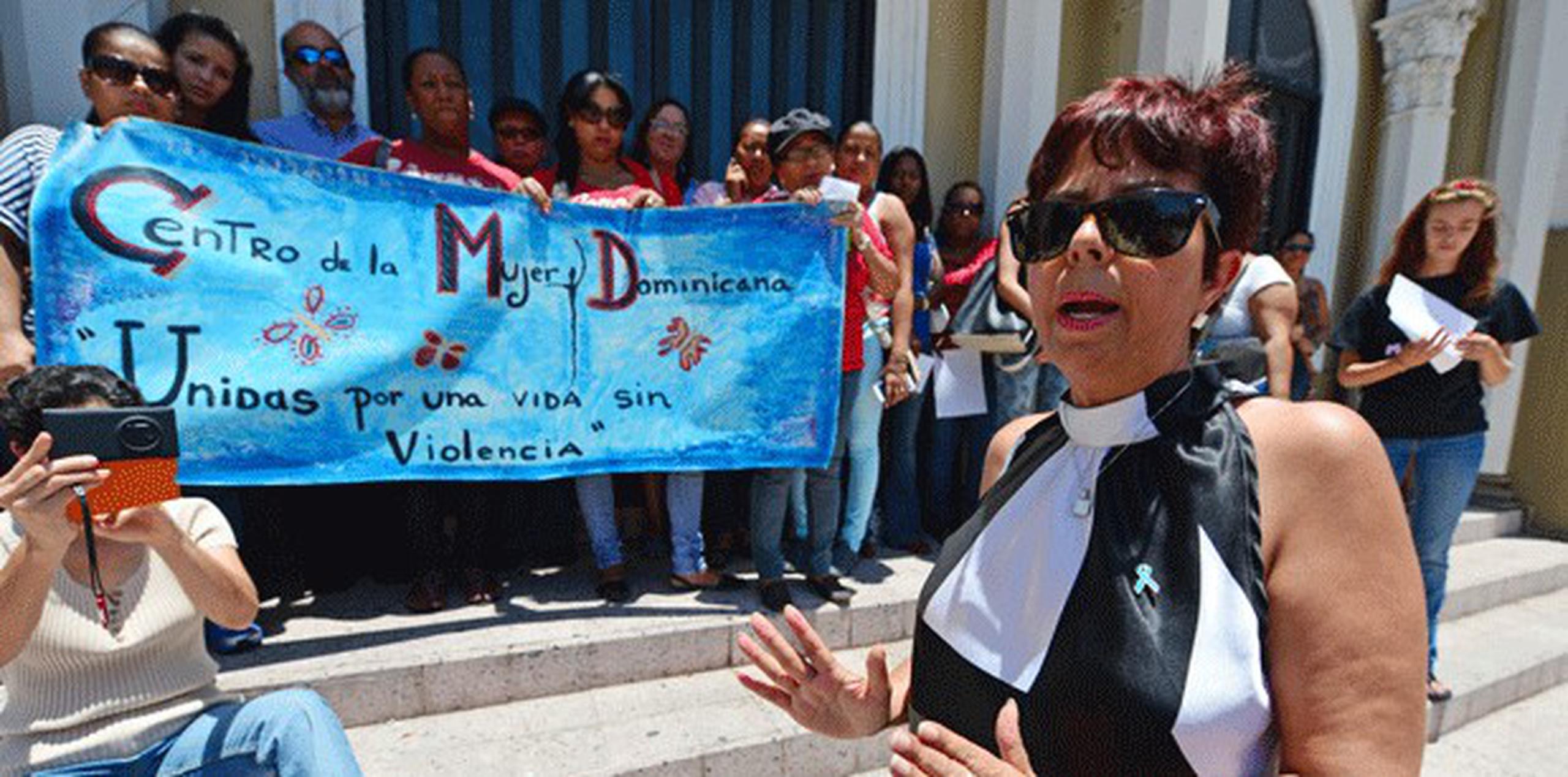 Concentración Por respeto a nuestros cuerpos, organizada por el Centro de la Mujer Dominicana. (LUIS.ALCALADELOLMO@GFRMEDIA.COM)