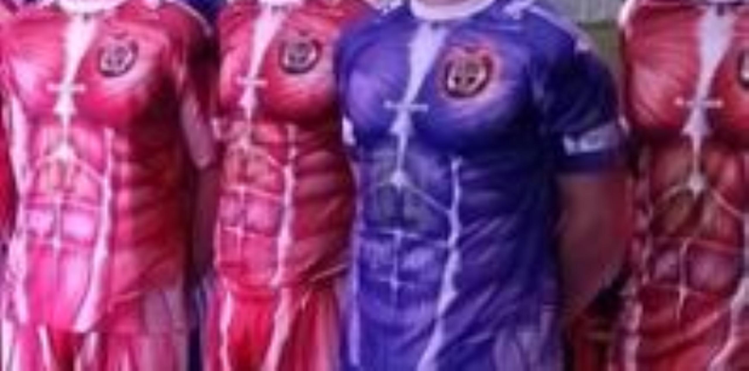 Los uniformes del CD Palencia ya han dado la vuelta al mundo desde que el equipo los presentó esta semana. (Captura/Twitter)