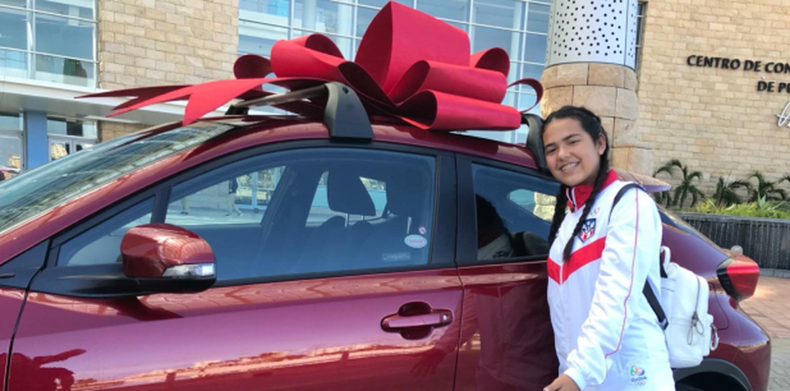 Adriana Díaz podría guiar su nuevo auto por una semana de manera inmediata ya que el domingo arranca de viaje hacia Japón.
 (Suministrada)