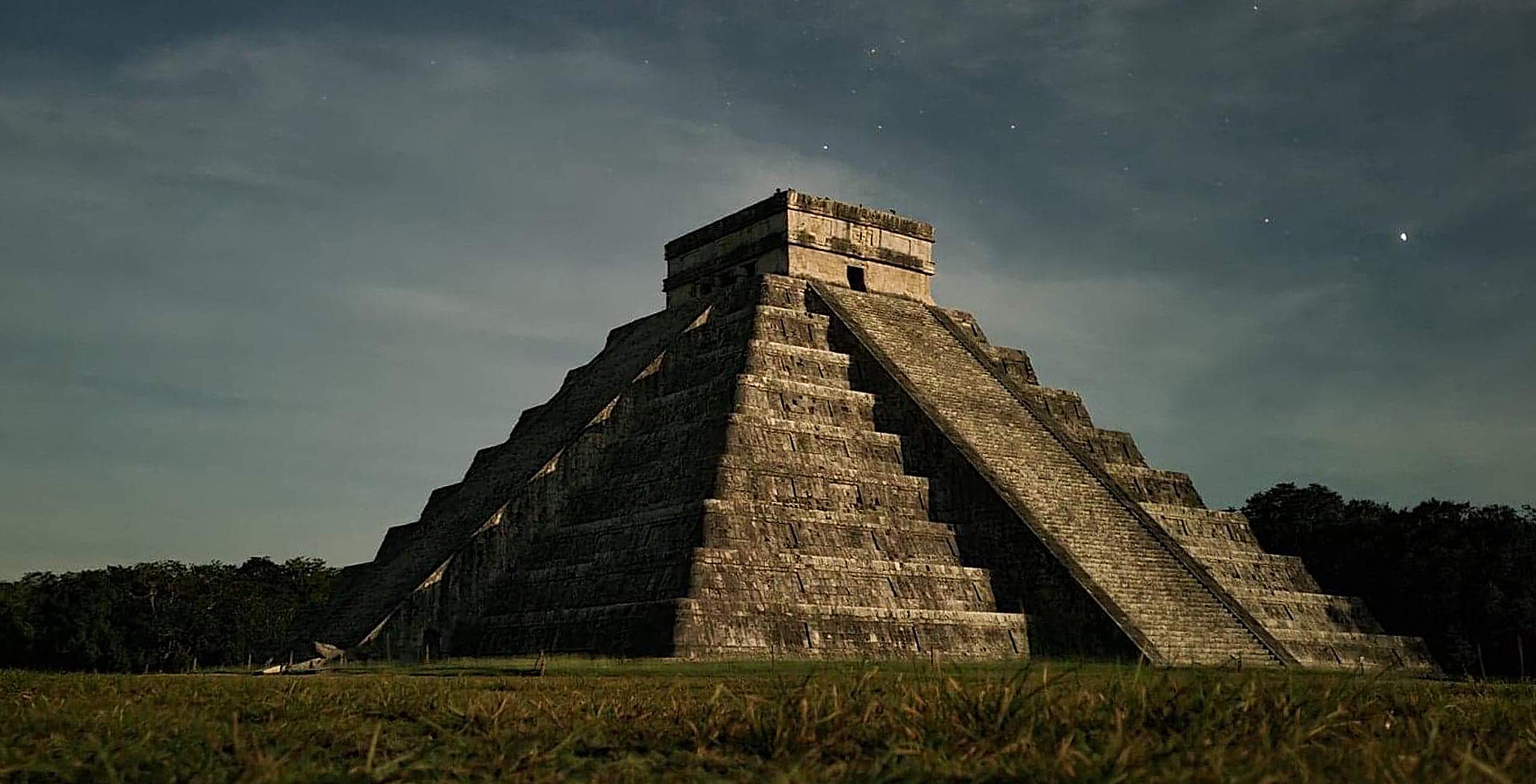 Fotografía cedida de la pirámide de Chichén Itzá, en la ciudad de Mérida, estado de Yucatán (México). EFE/ José Antonio Keb Cetina)