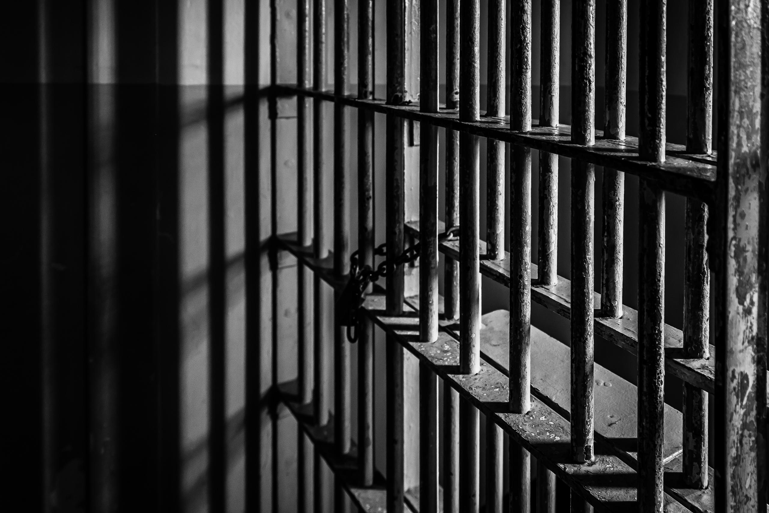 Rejas de una celda en una cárcel