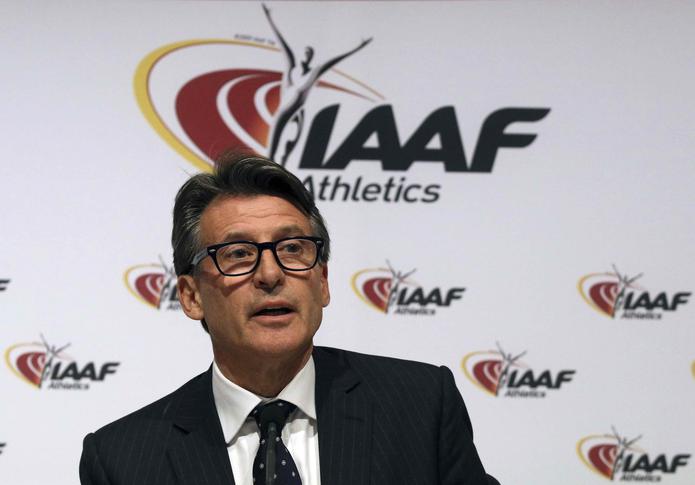 El presidente de la Asociación Internacional de Federaciones de Atletismo (IAAF, por sus siglas en inglés), Sebastian Coe, es uno de los federativos ha tenido que enfrentar escándalos en torno al dopaje. (Archivo / AP)