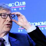 Bill Gates prefiere emplear su dinero en comprar vacunas que en viajar a Marte