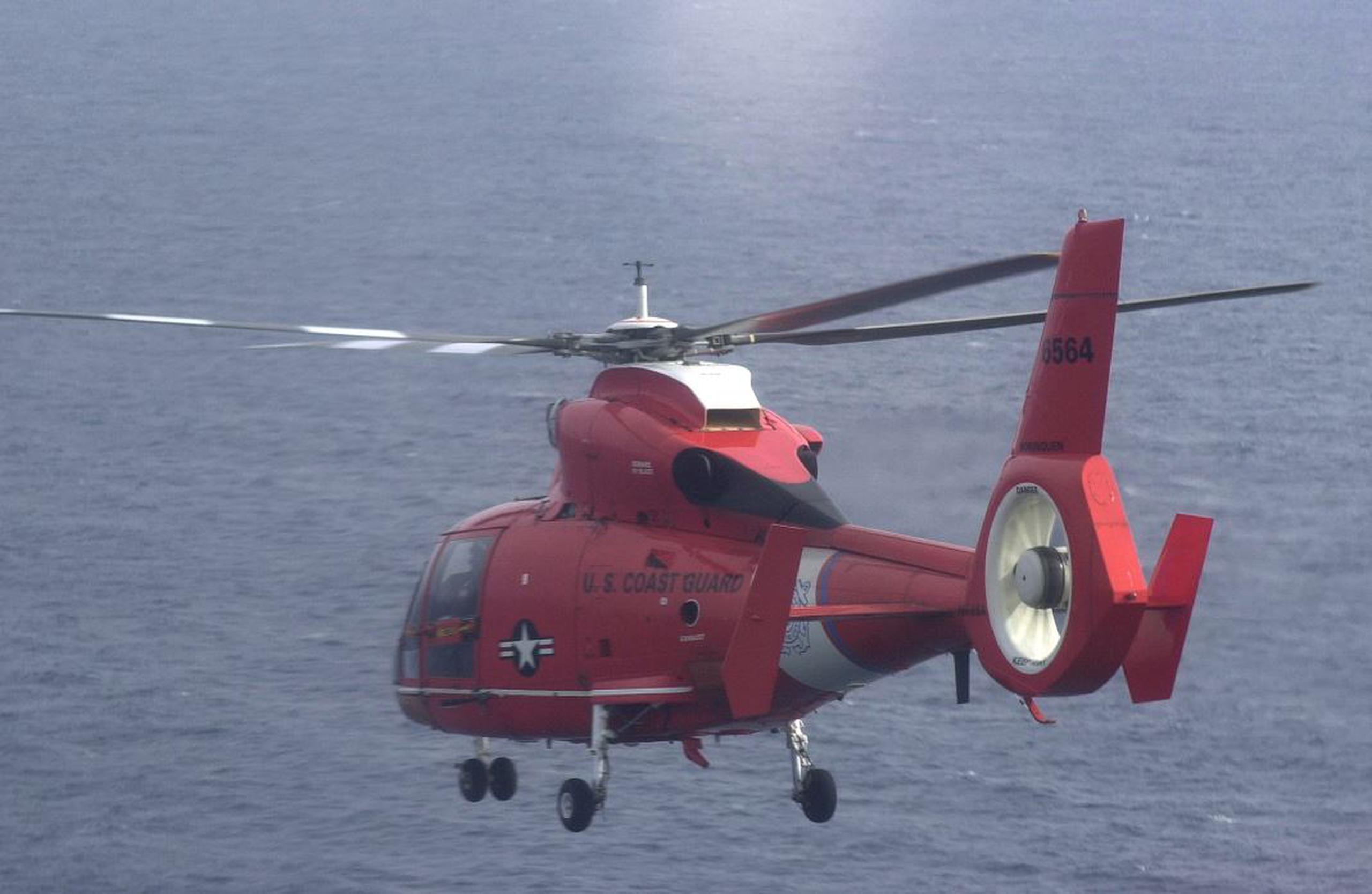 Dos helicópteros, un avión y un escampa vías fueron activados en la búsqueda. (GFR Media)