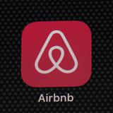 Airbnb permitirá a empleados hacer teletrabajo