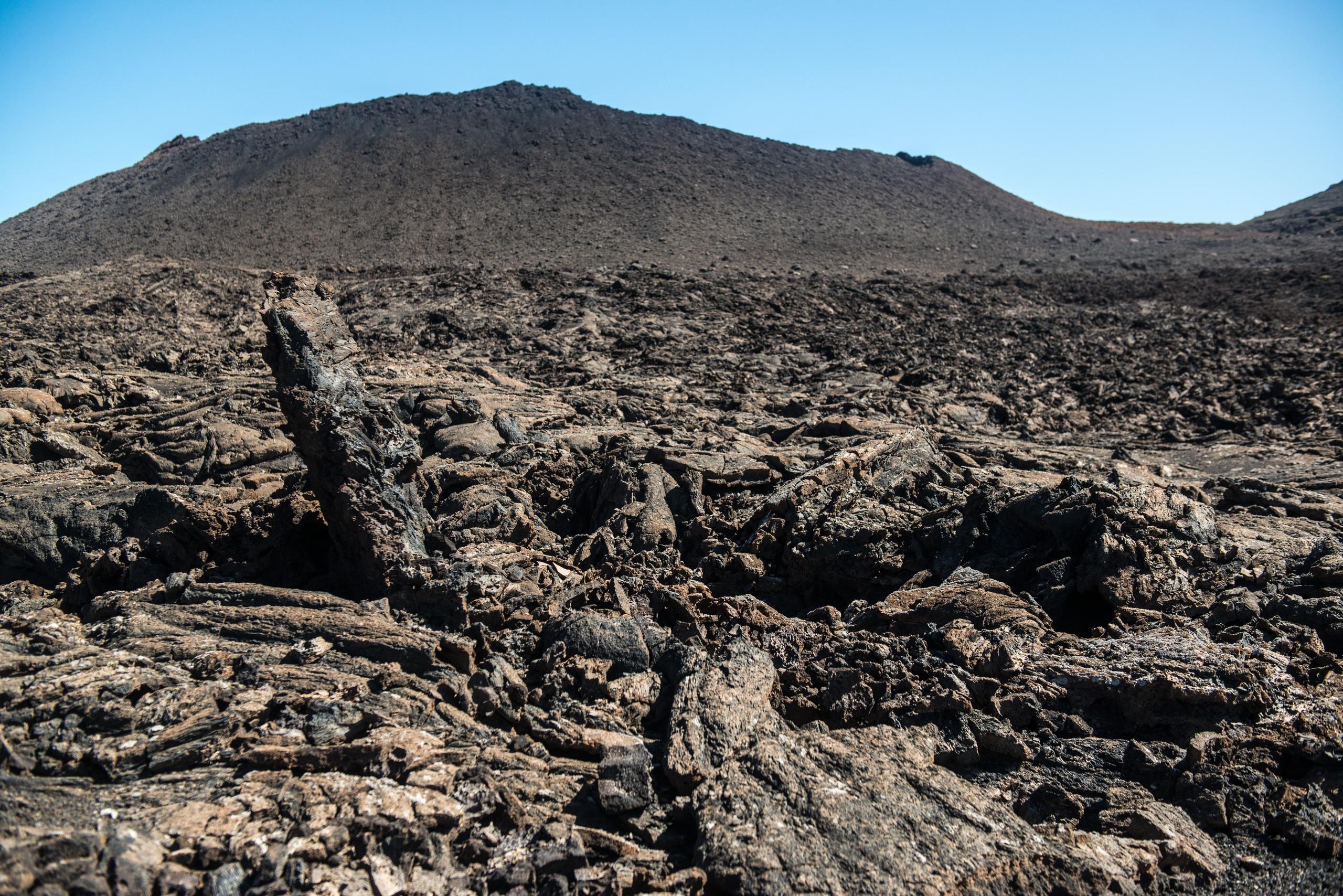 Coladas de lava en el interior del Parque Nacional de Timanfaya, en Lanzarote, en una imagen de archivo. EFE/Javier Fuentes

