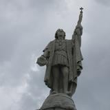 Retiran centenaria estatua de Cristóbal Colón de barrio afroamericano de Chicago