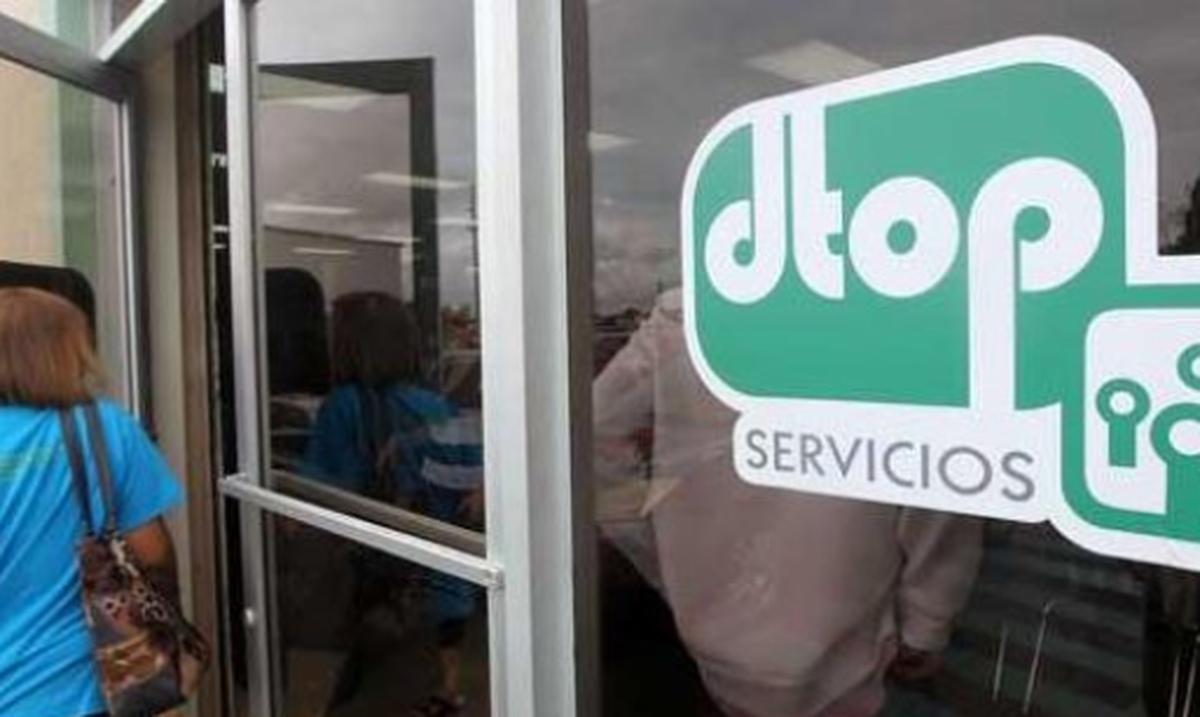 Normal el primer día de licencias "Real ID" Primera Hora