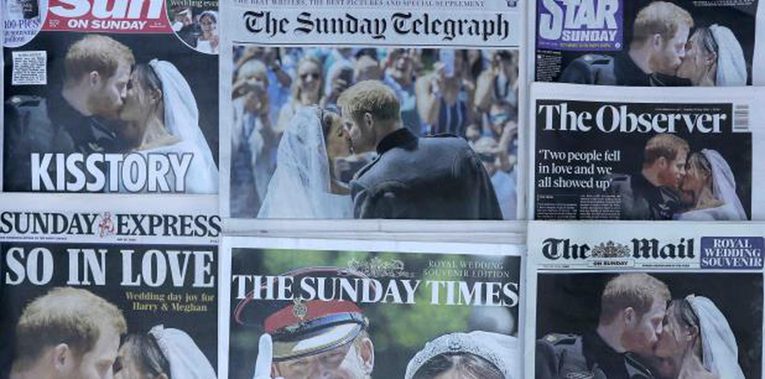 Las portadas de la prensa británica se enfocaban en la boda real. (AP)