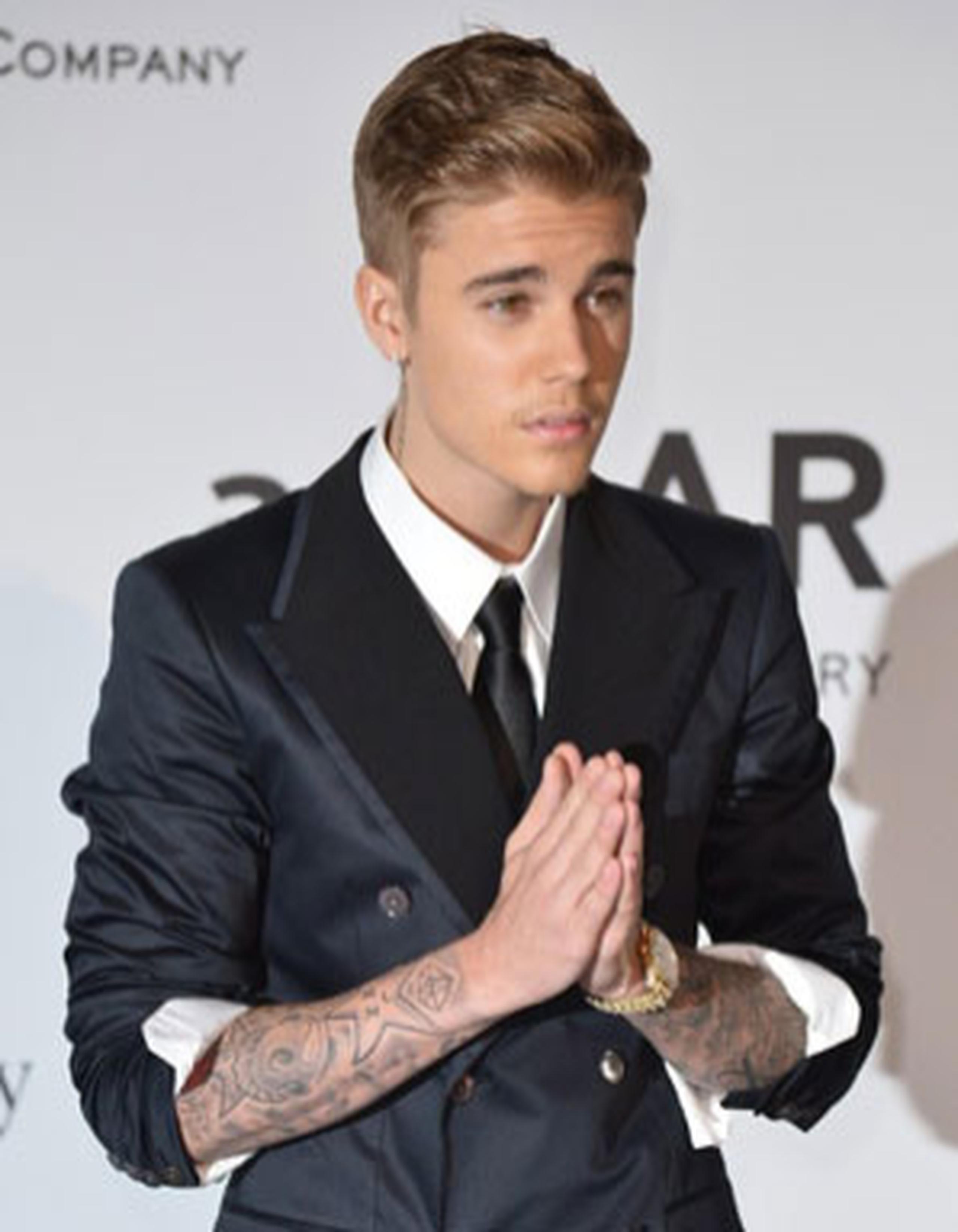 La retirada de los cargos contra Bieber se produce pocos días después de que fuese arrestado por conducción temeraria y agresión en una población cercana a Toronto. (Archivo/AFP)