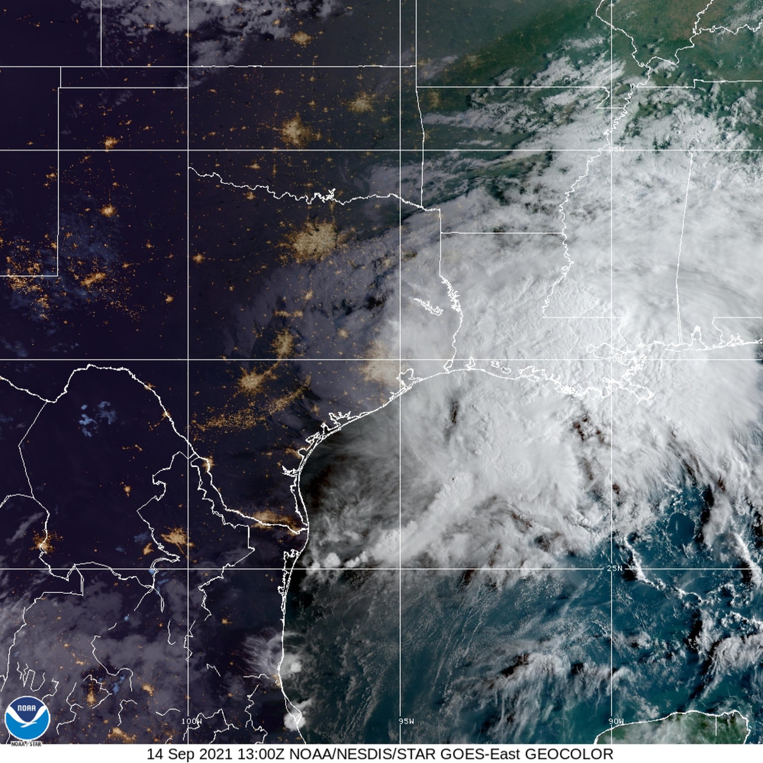 Imagen de satélite de la tormenta tropical Nicholas el 14 de septiembre de 2021.