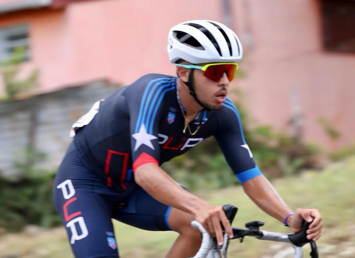 El moroveño Christian Morales compite en el ciclsimo de ruta y ganó la medalla de oro de los I Juegos Caribeños.