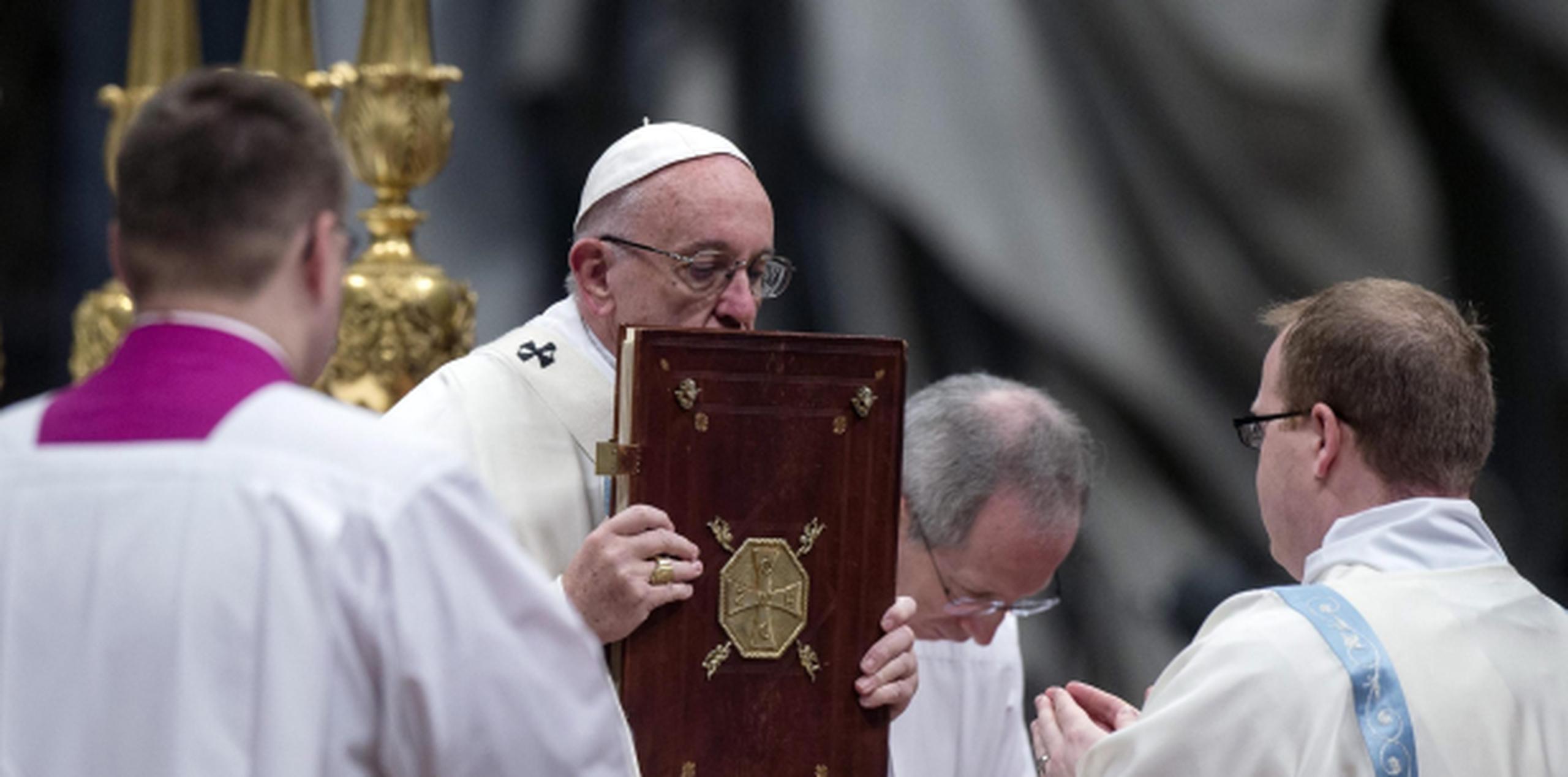 Papa Francisco durante la misa de Año Nuevo. (Prensa Asociada)