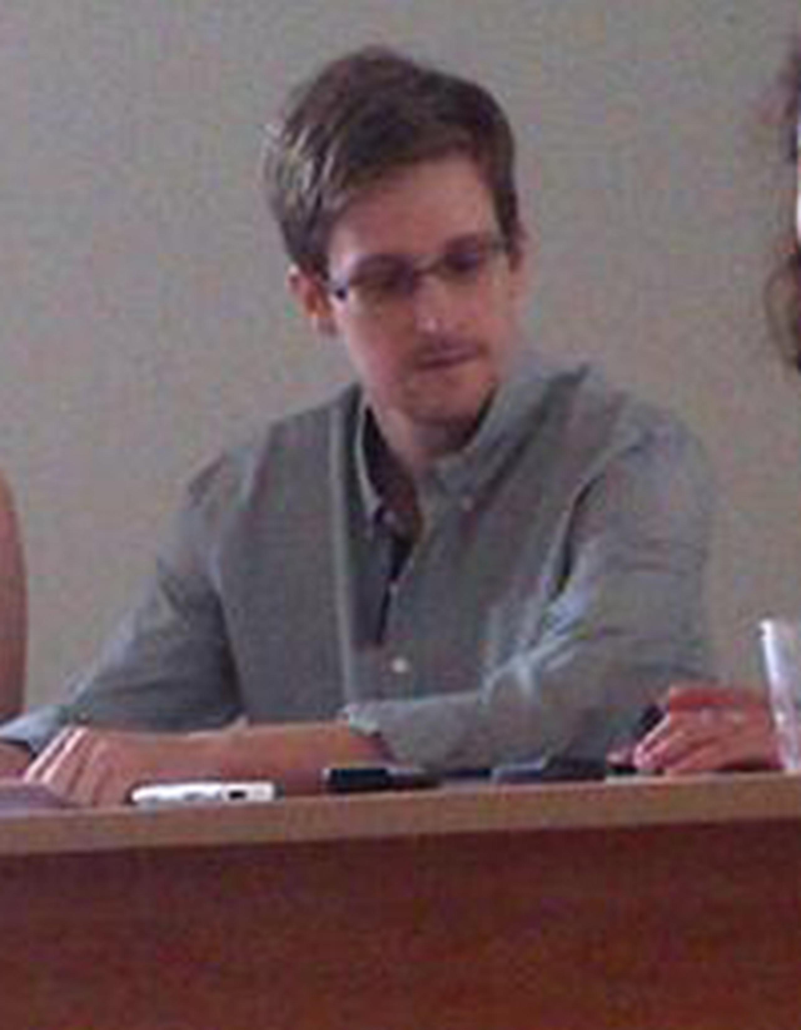 Snowden ha estado atascado allí desde que llegó en un vuelo procedente de Hong Kong el 23 de junio. (Archivo)