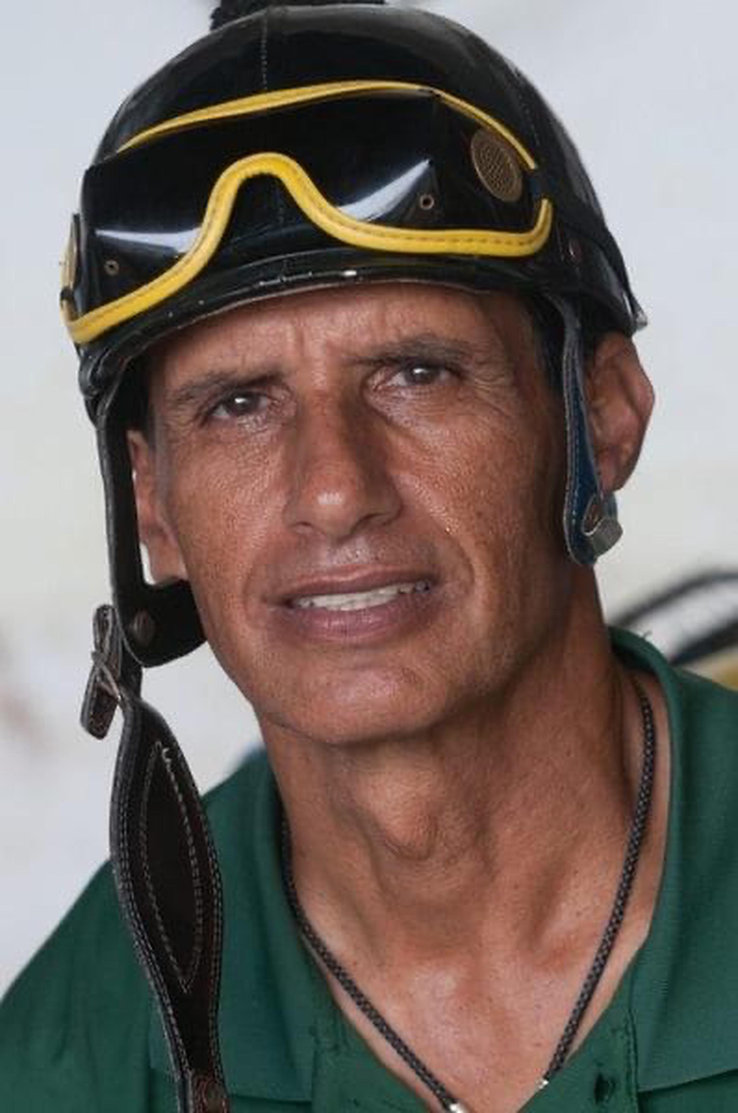 Jesús Guadalupe dejó de montar en el 2016, pero se ha mantenido trabajando caballos desde entonces.