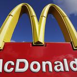 Activistas bloquean bodegas de McDonald’s en Gran Bretaña 
