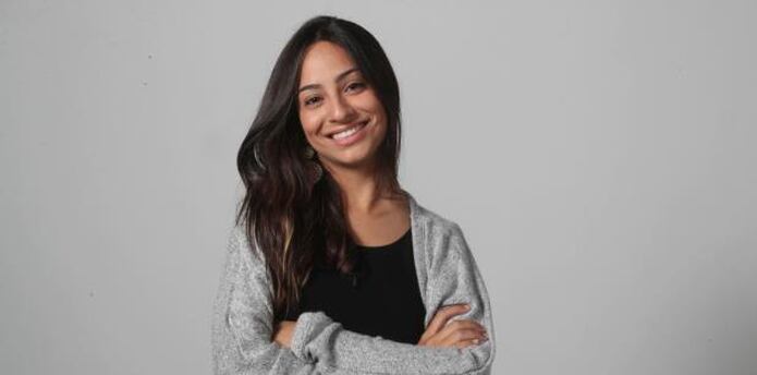 Adriana Luna: "Sé que me están mirando" - Primera Hora
