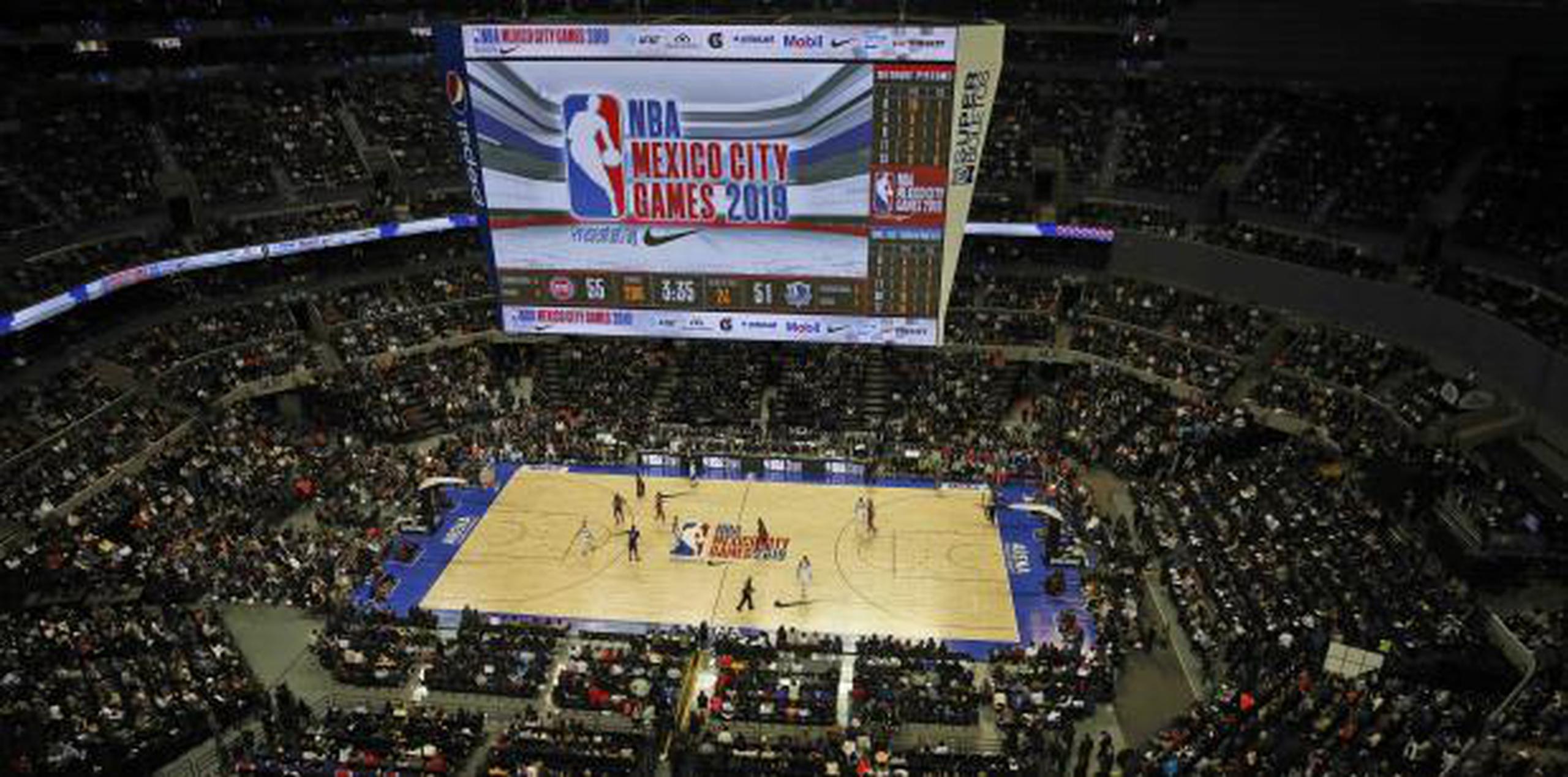 La NBA tiene una fuerte presencia en México. El jueves jugaron allí los Pistons de Detroit y los Mavericks de Dallas. 

