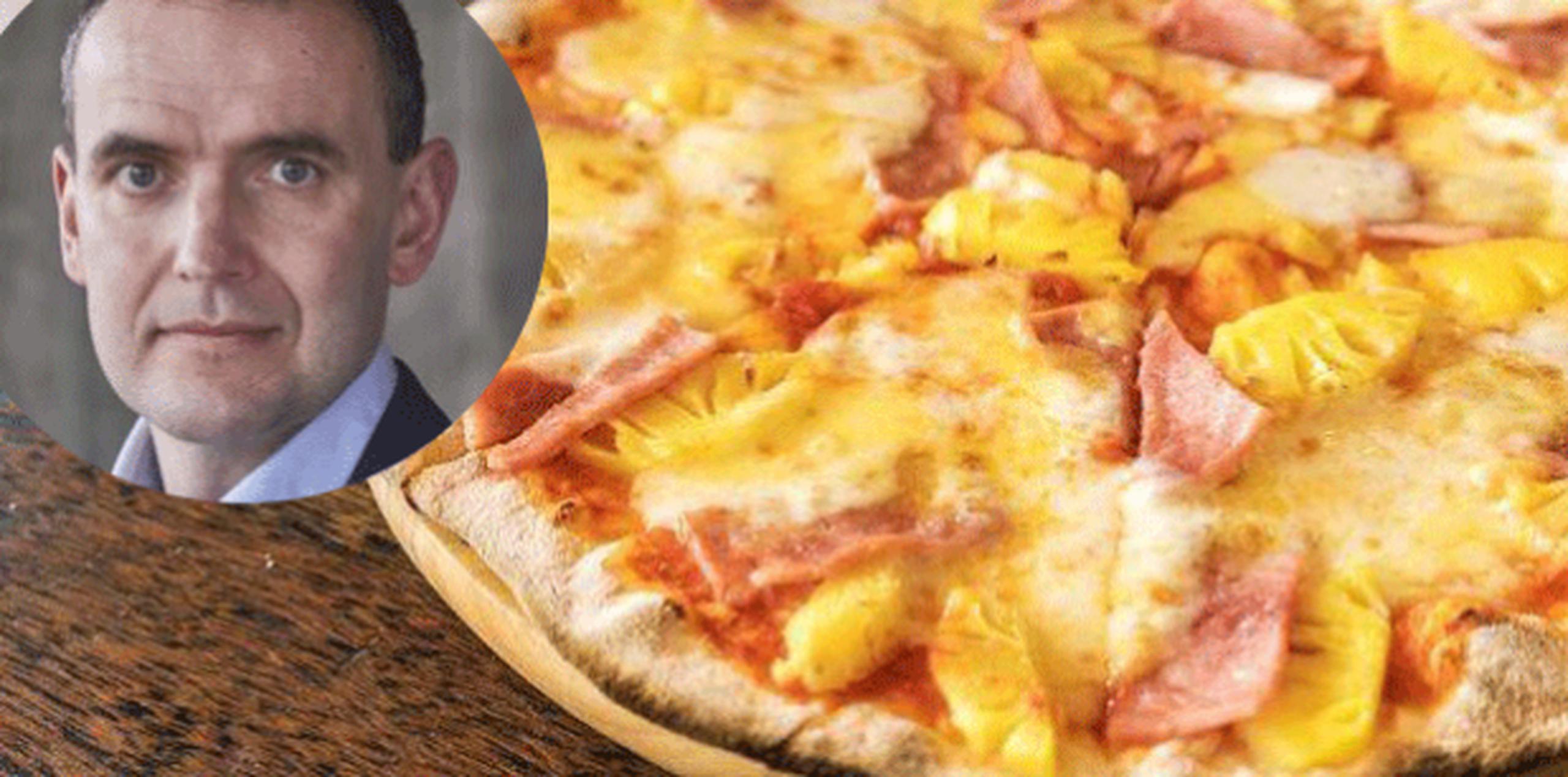 Ante la tormenta generada en medios sociales, Johannesson publicó un comunicado en Facebook destacando que no tiene potestad para prohibir la presencia de la piña en la pizza. (Twitter)