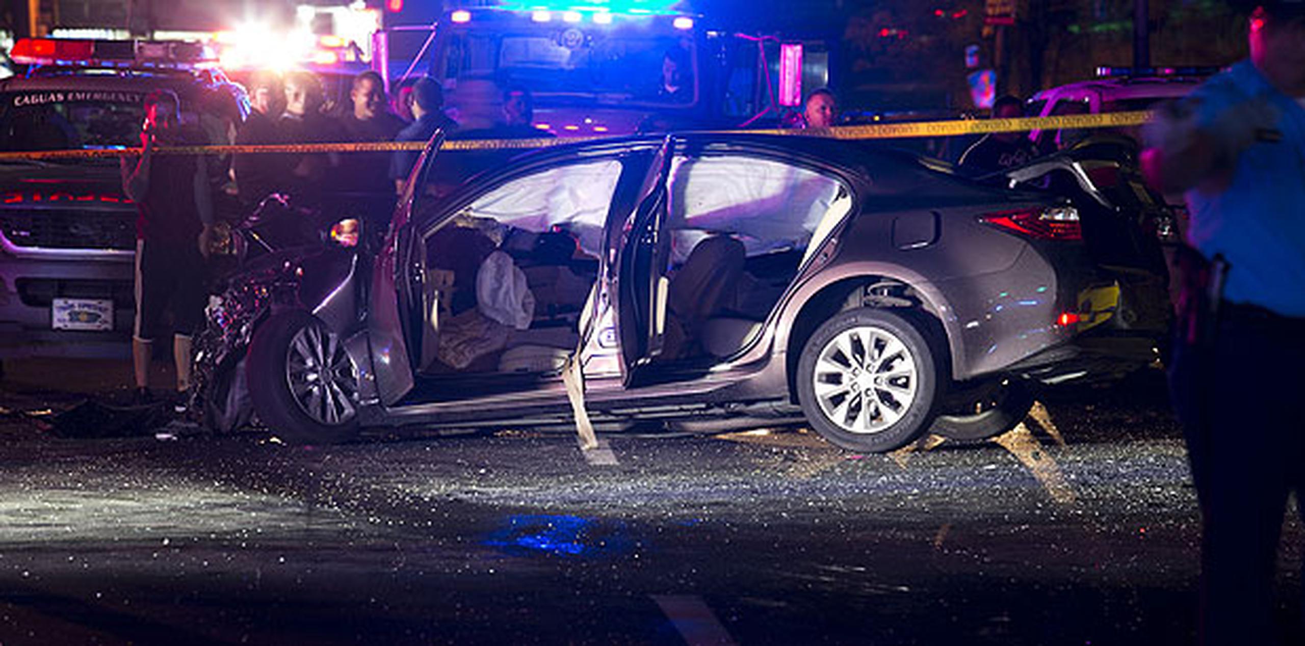 El accidente vehicular en el que fallecieron los tres hombres ocurrió cuando García Morales, quien manejaba un automóvil maca Nissan Sentra color amarillo, salió de la carretera PR-798 para acceder a la PR-1. (tonito.zayas@gfrmedia.com)