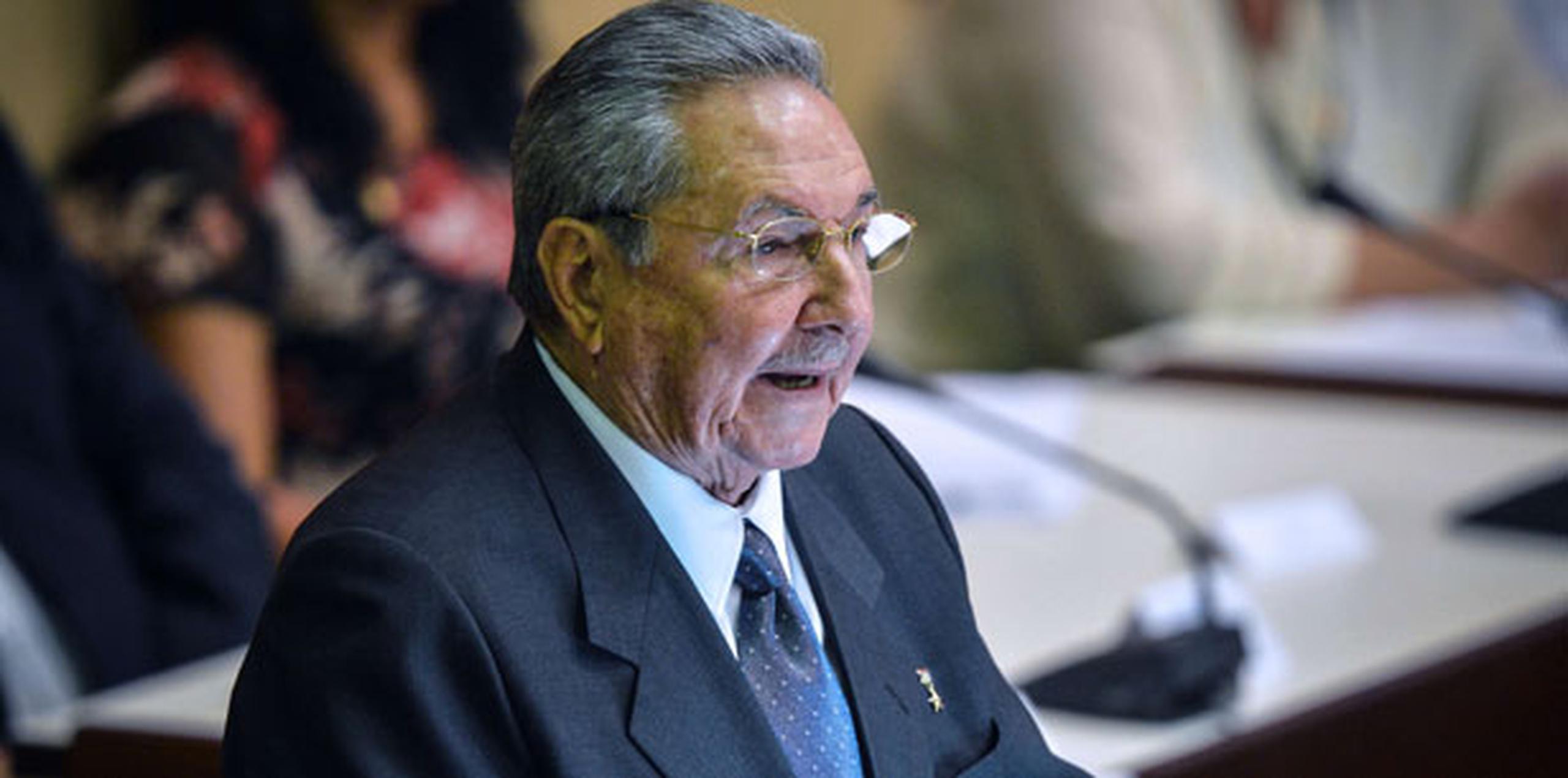 El presidente cubano, Raúl Castro, comparecerá hoy en la televisión y radio estatales. (AFP)