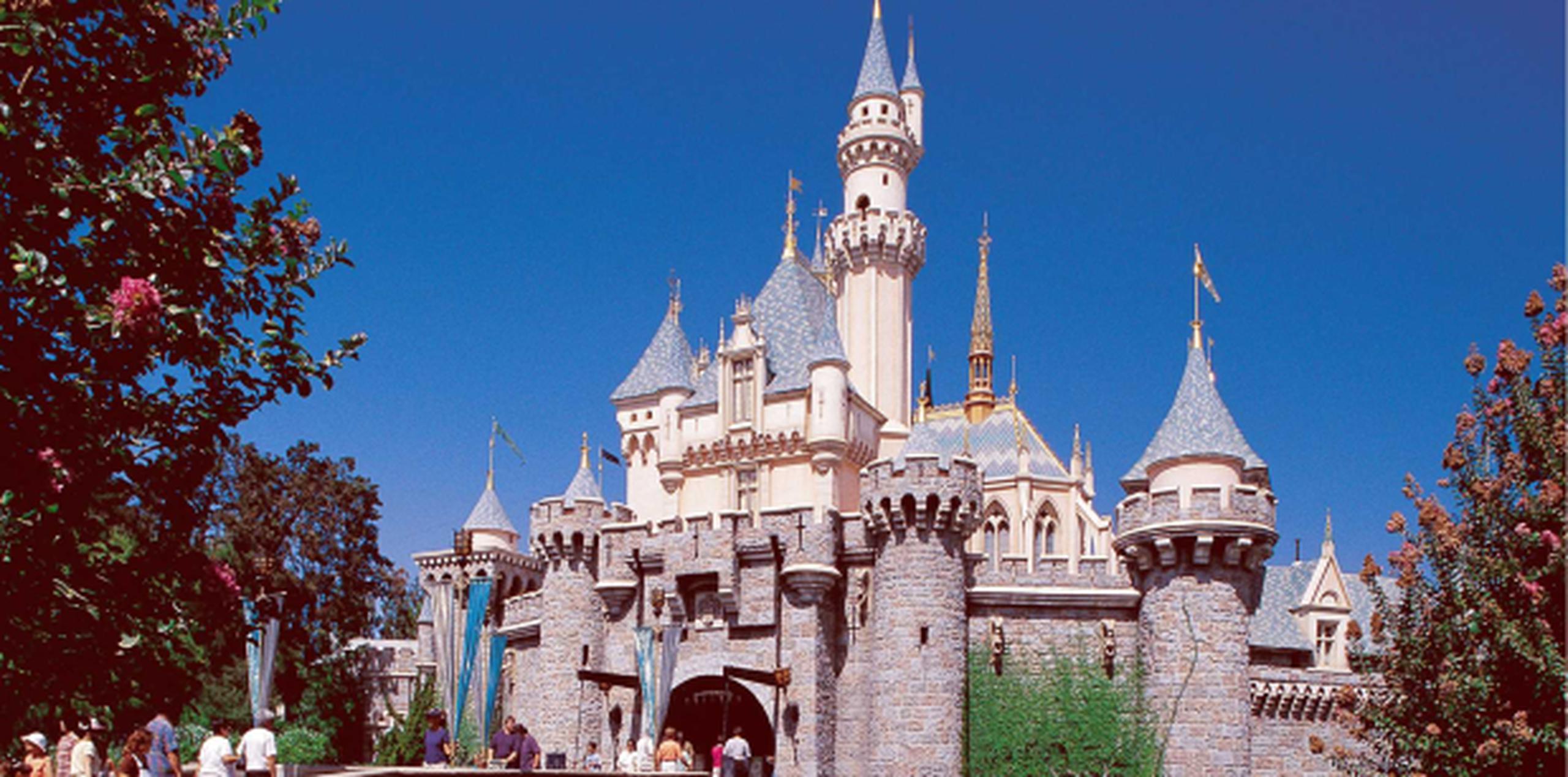 El presidente de resorts y parques de Disney, Bob Chapek, presentó las próximas atracciones para los parques de la cadena, tanto en Estados Unidos como en el extranjero. (Archivo)