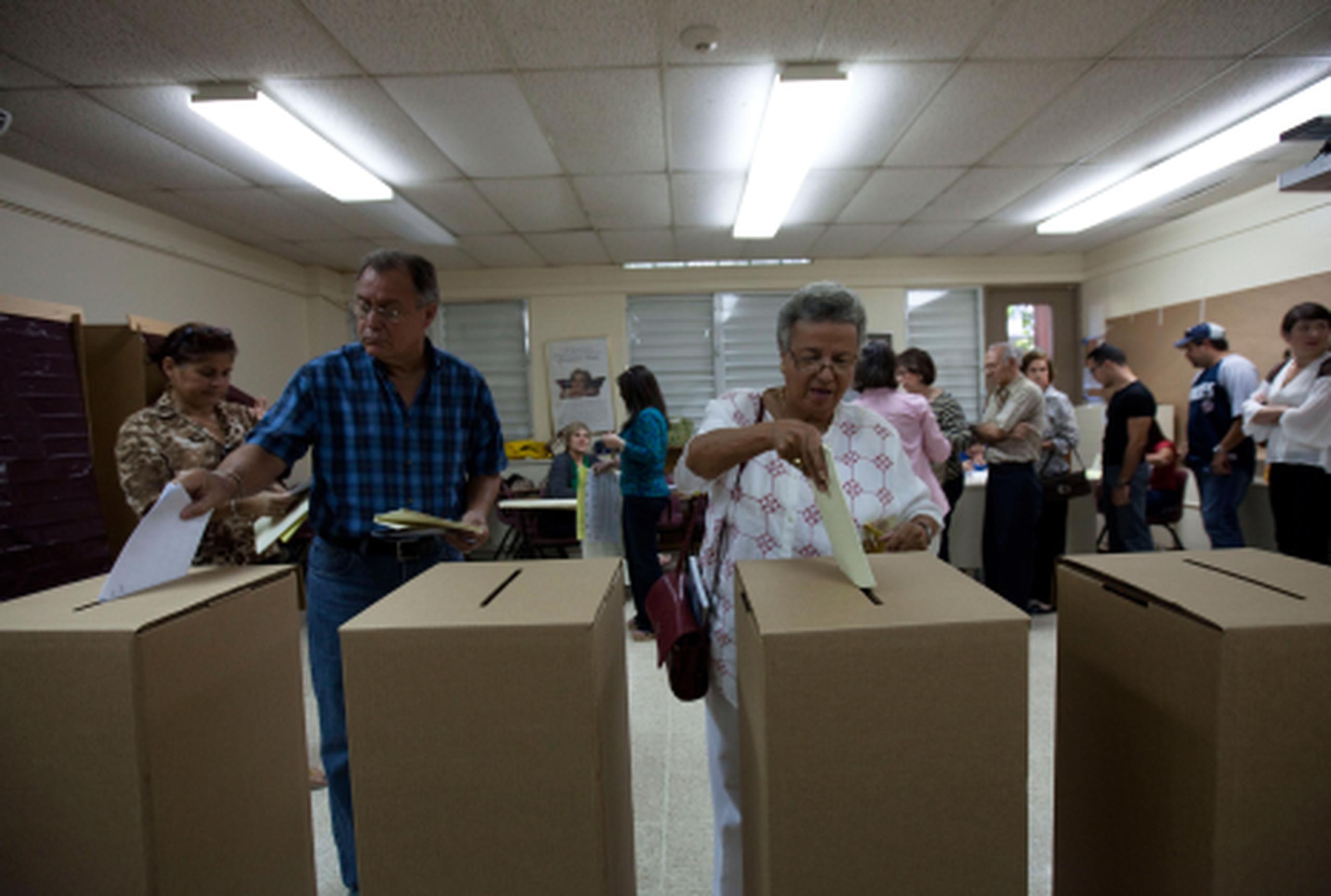 La participación electoral en la contienda a la gobernación reflejaba un 77.15% de los inscritos, o sea, 80,000 votos menos que en la elección anterior. (GFR Media)