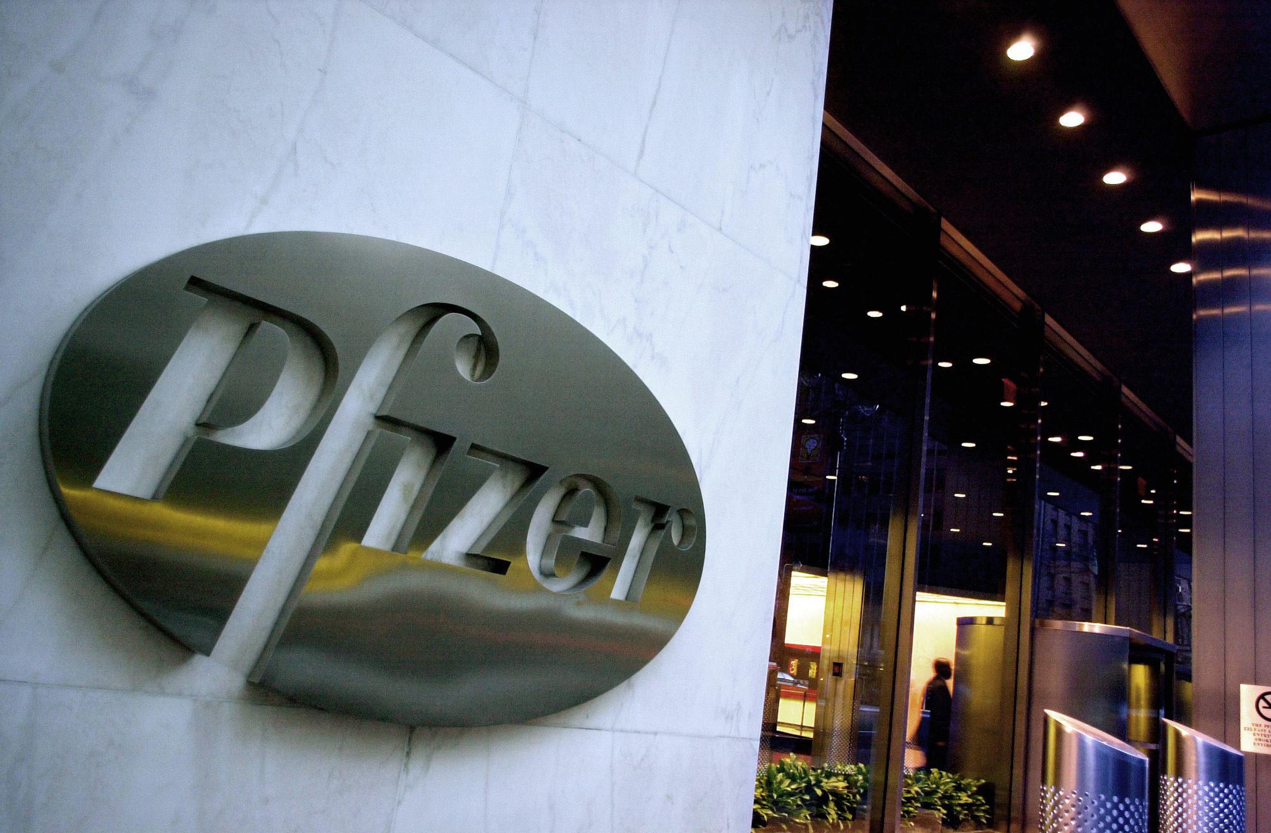 Pfizer donó este año más de $18 millones para cofinanciar fundaciones para varias enfermedades. (AP)