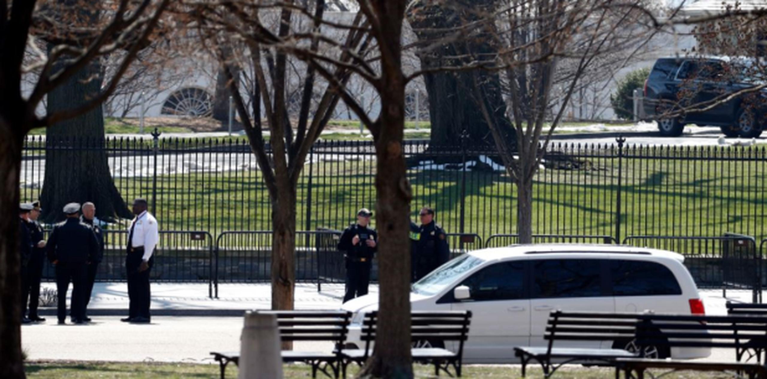 Trump sí estaba en la Casa Blanca en el momento de esa intrusión. (AP)
