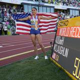 Sydney McLaughlin pulverizó el récord de 400 metros con vallas