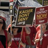 Estados Unidos vive la mayor huelga de trabajadores de la salud en su historia