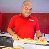 Iván Rodríguez abre una pizzería en Texas