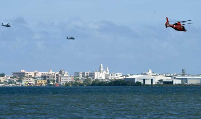 Helicóptero se estrella en la bahía de Cataño