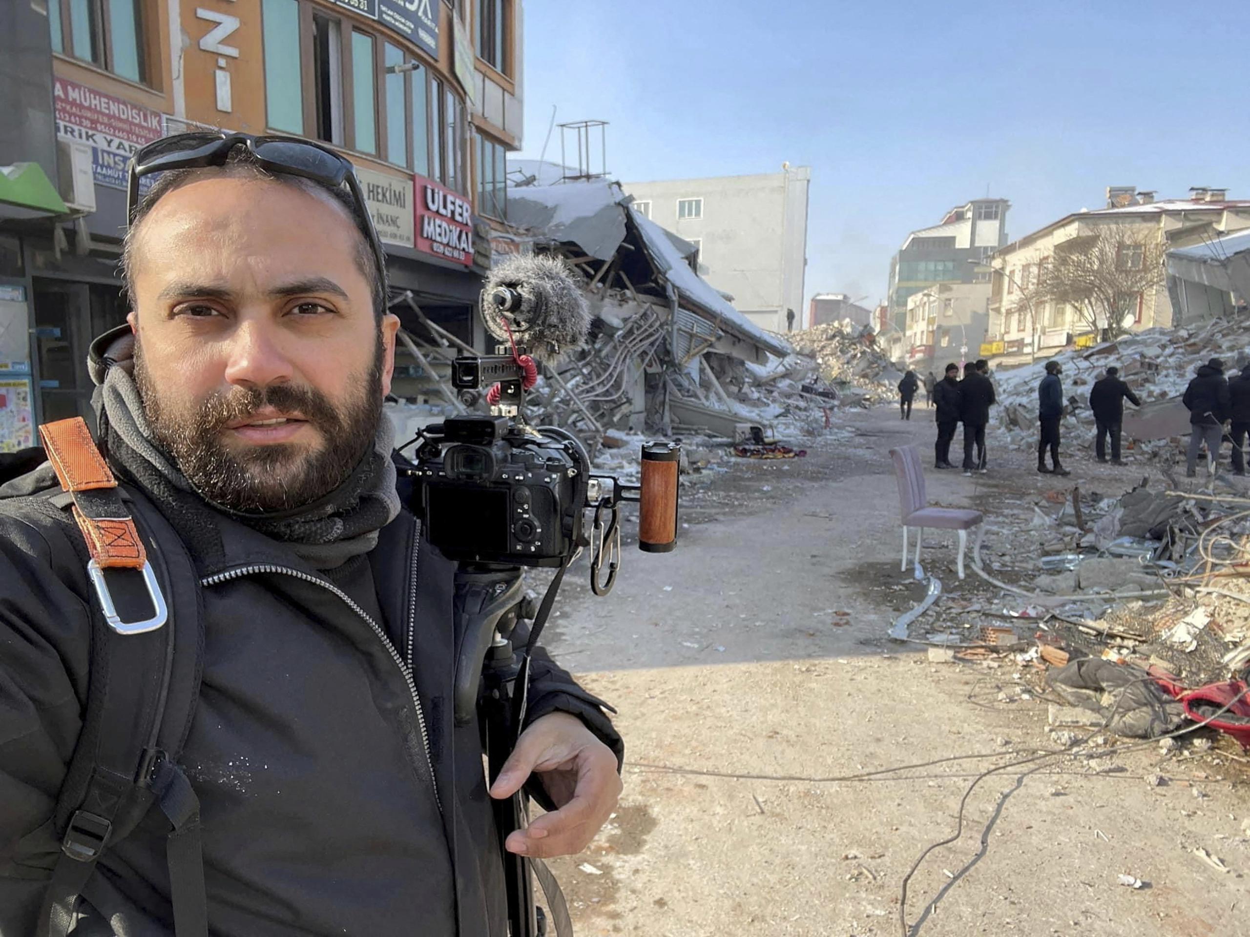 Issam Abdallah, formaba parte de un equipo que transmitía en vivo para la agencia de noticias Reuters desde el Líbano.