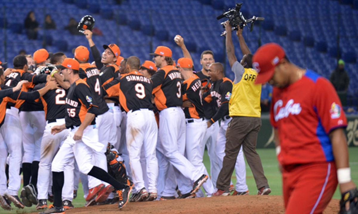 Clásico Holanda gana 76 y elimina a Cuba Primera Hora