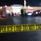 Identifican víctimas de tiroteo en un Walmart en California 