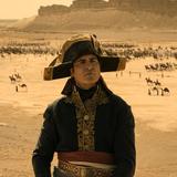 Cinco razones para ver “Napoleón”, la nueva película de Joaquín Phoenix