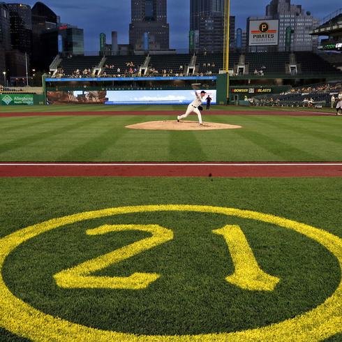 Los Pirates de Pittsburgh preparan un histórico homenaje en el Día de Roberto Clemente