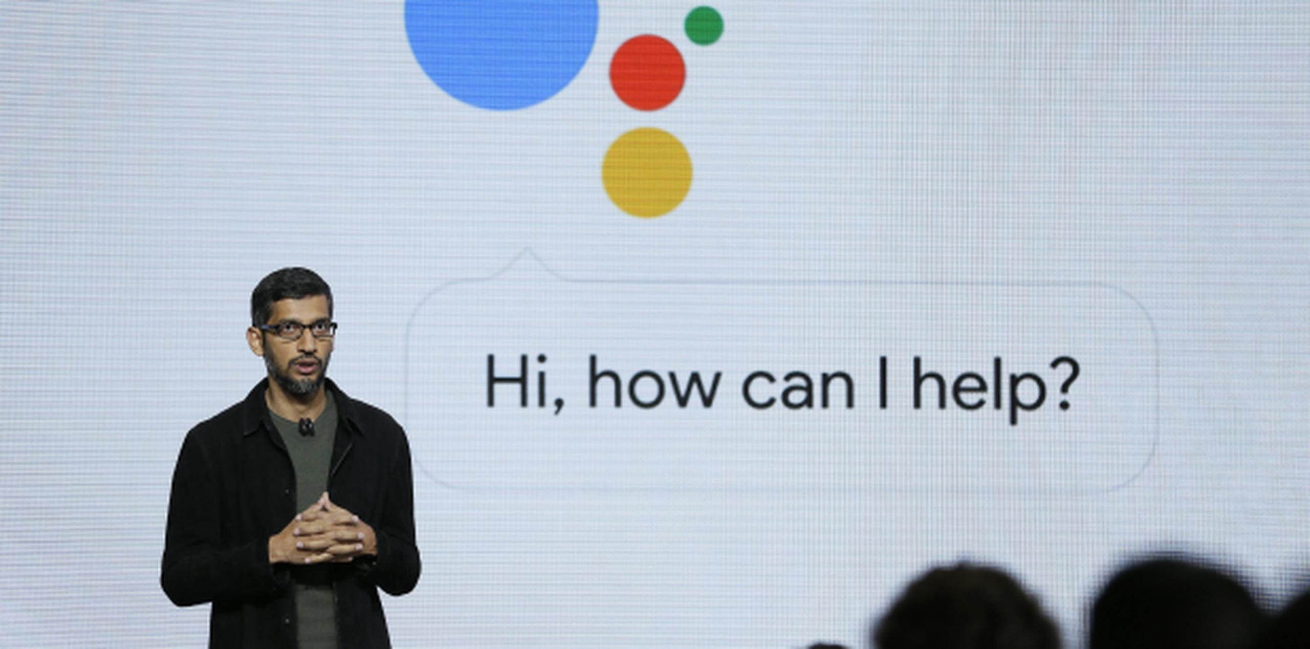 El principal oficial ejecutivo de Google, Sundar Pichai, habla sobre el nuevo Google Assitant durante la presentación de productos este martes en San Francisco. (The Associated Press / Eric Risberg)