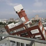 Revelan más imágenes de la destrucción en Taiwán tras poderoso terremoto