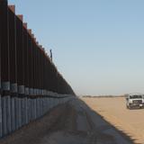 Legisladores republicanos piden usar poderes de guerra en frontera de Arizona