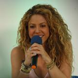 Denuncian que acompañantes de Shakira “presionaron e intimidaron” a un fotógrafo en España