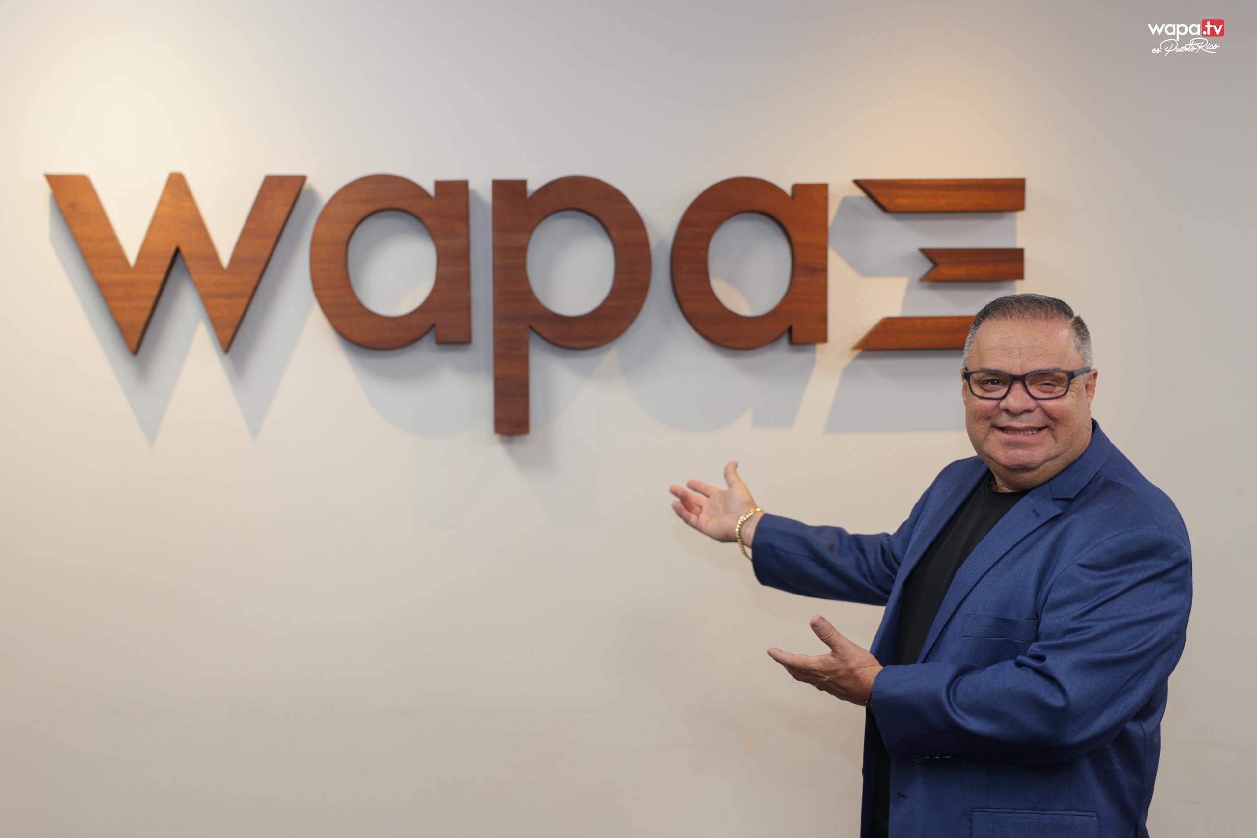 Alfonso Alemán renovó su contrato con Wapa Televisión.