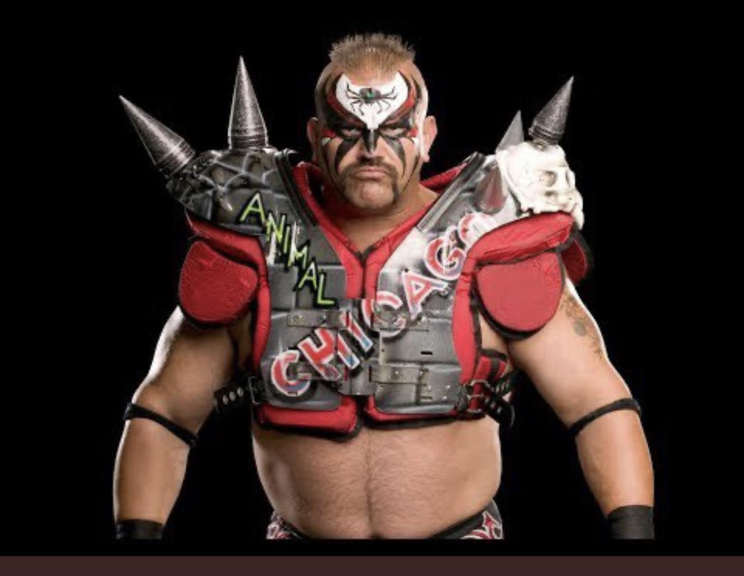El luchador era conocido como Animal, uno de los integrantes de la pareja Road Warriors en la WCW y Legion of Doom en la WWE.